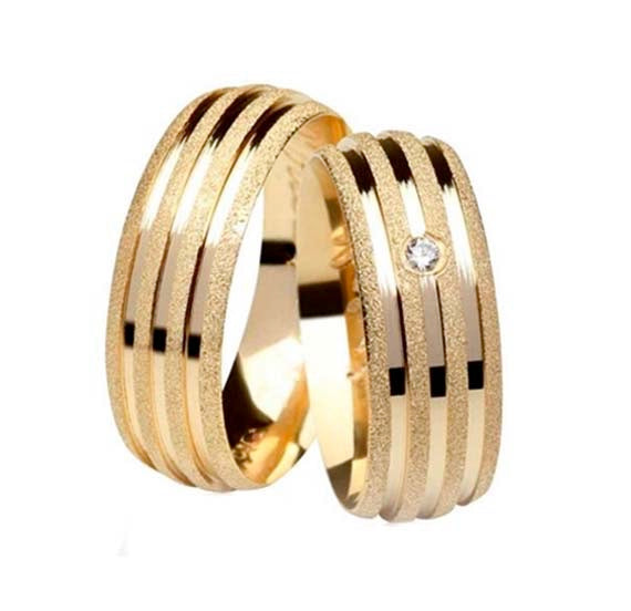 Aliança de casamento em ouro18k Semi abaulada com acabamento fosco diamantado - PAR - OROS