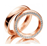 Aliança de casamento em ouro18k com pedra na borda - PAR - OROS